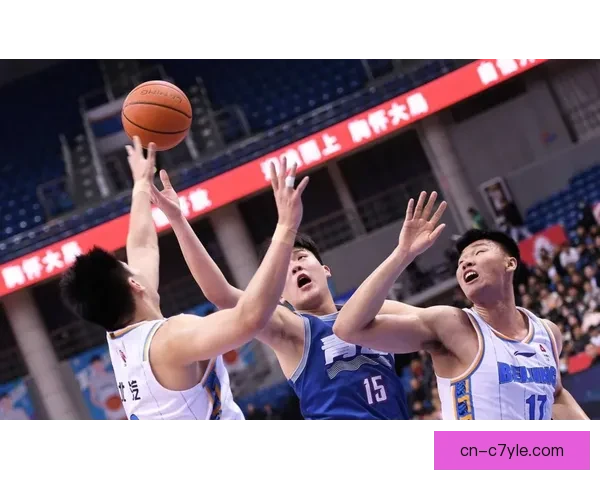 官方宣布麦基加盟北京北汽男篮